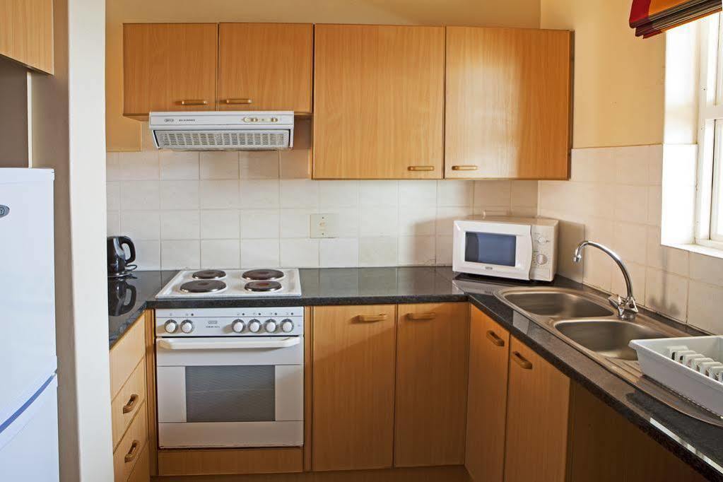 פורט אליזבת' Brookes Hill Suites Hotel מראה חיצוני תמונה